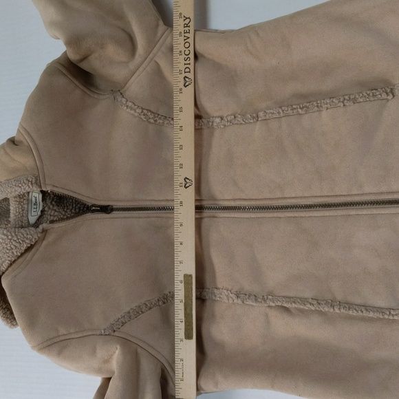 L.L. Bean cream/tan color Sherpa jacket. Size Small - Picture 3 of 7